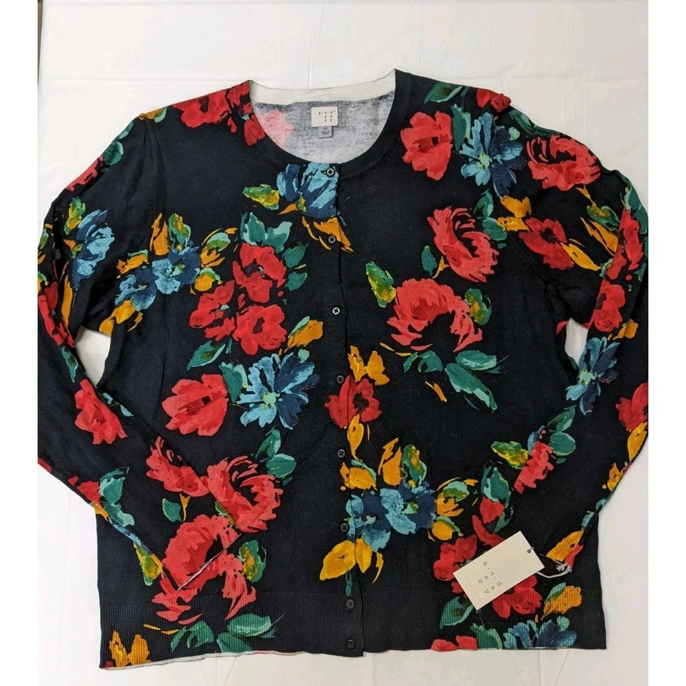 andeawy Cardigan Black Floral Size 1X  NWT     1106